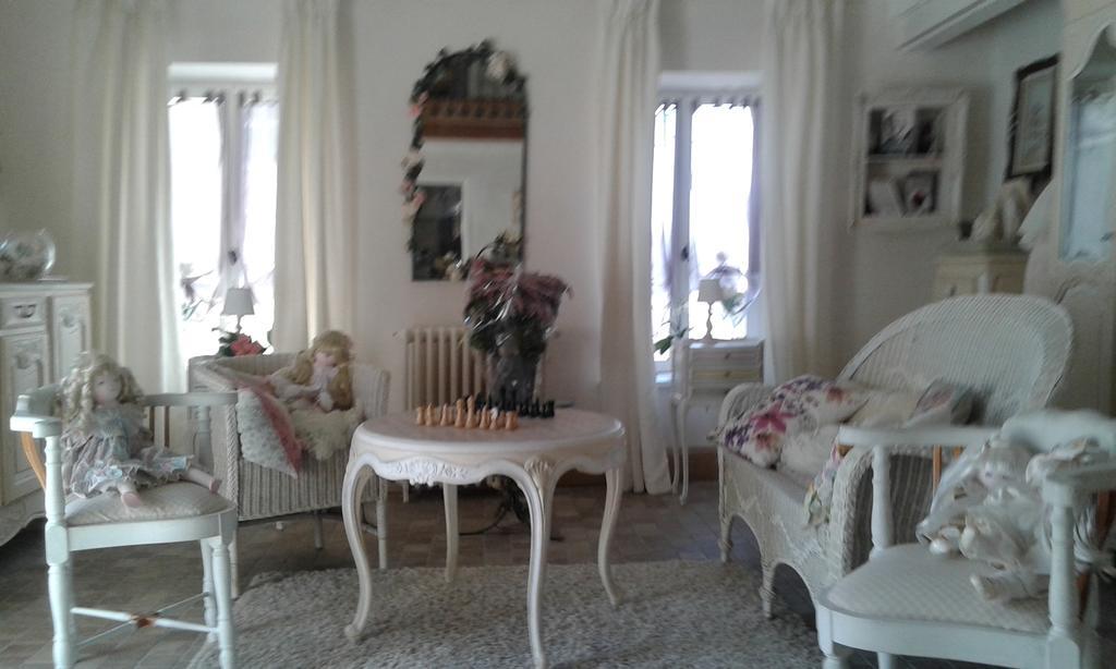 Bed and Breakfast La Chaumiere Ousson-sur-Loire Exterior foto