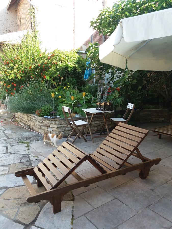 Bed and Breakfast La Chaumiere Ousson-sur-Loire Exterior foto
